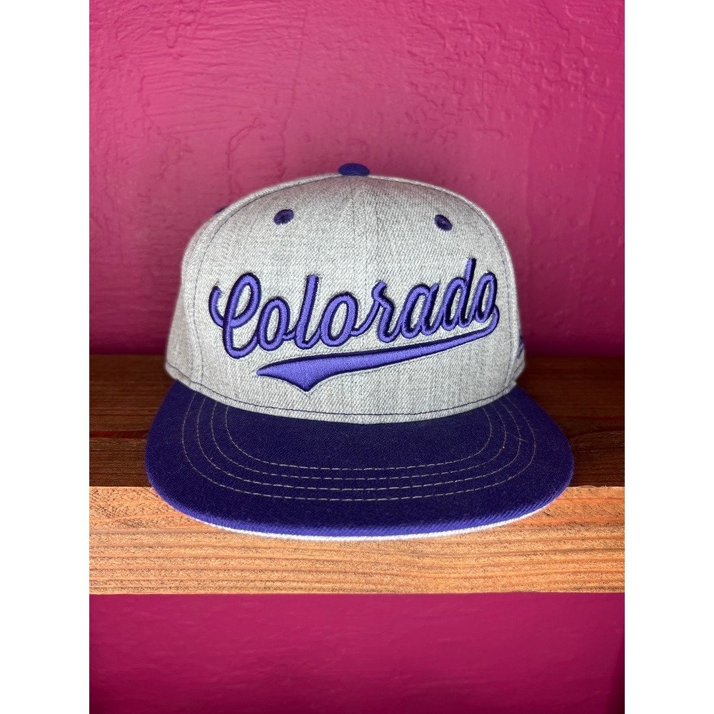 Aksels Colorado Baseball Cap Hat - Grey & Purple - Cursive‎ Script - Snapback